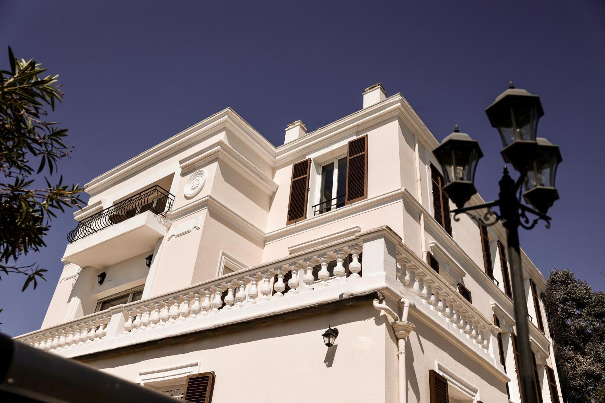 Villa Les Roches Mandelieu Exteriör bild